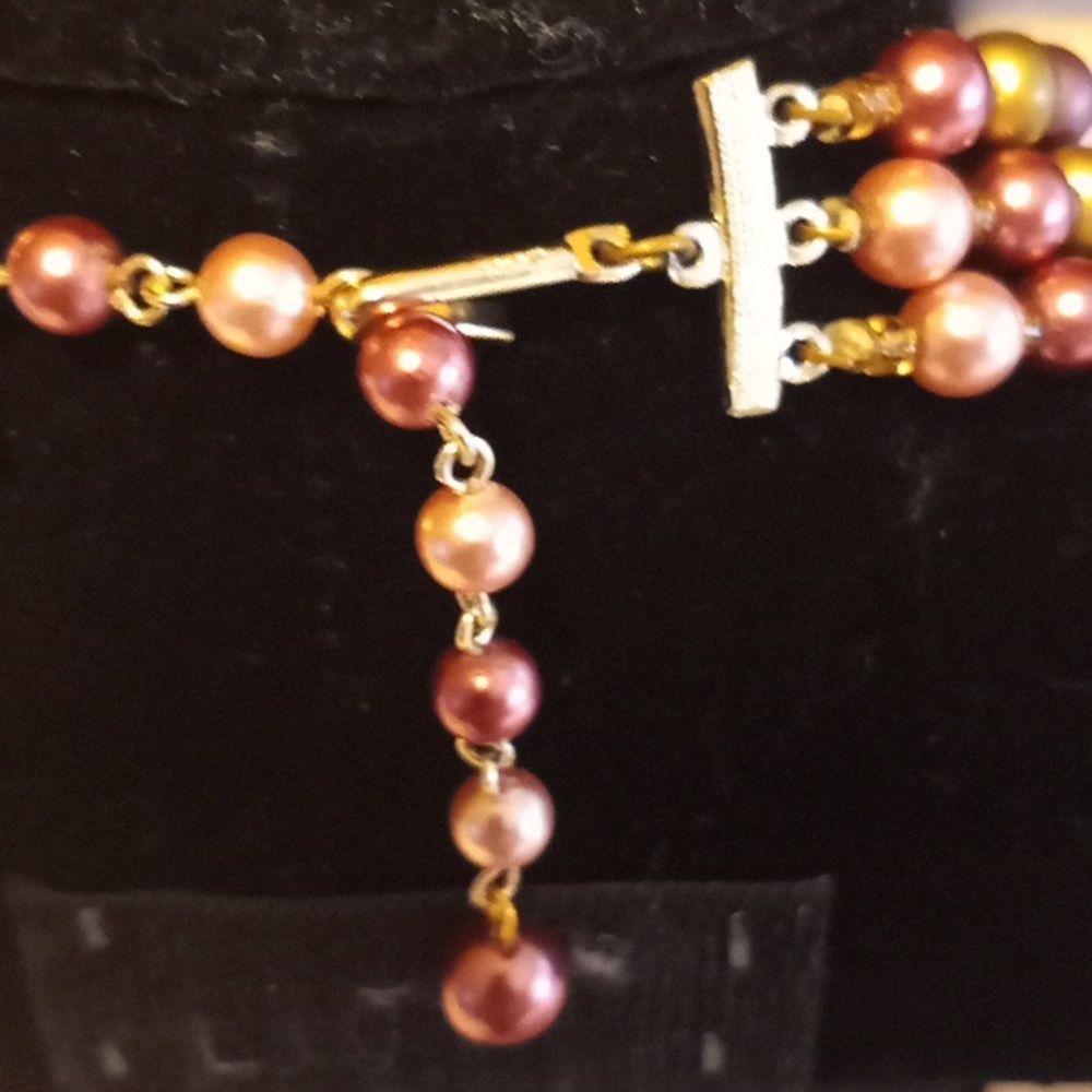 Pink Three Strand Necklace - Picture 3 of 3
